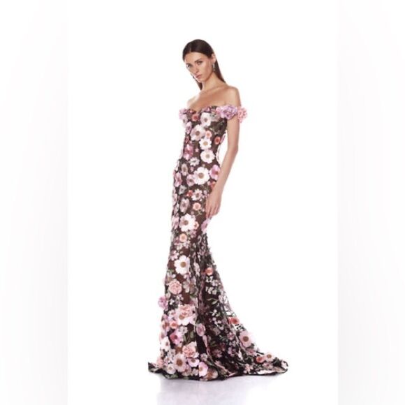 NWOT Bronx and Banco Jasmine Black Multi Off Shoulder Gown - Picture 6 of 16